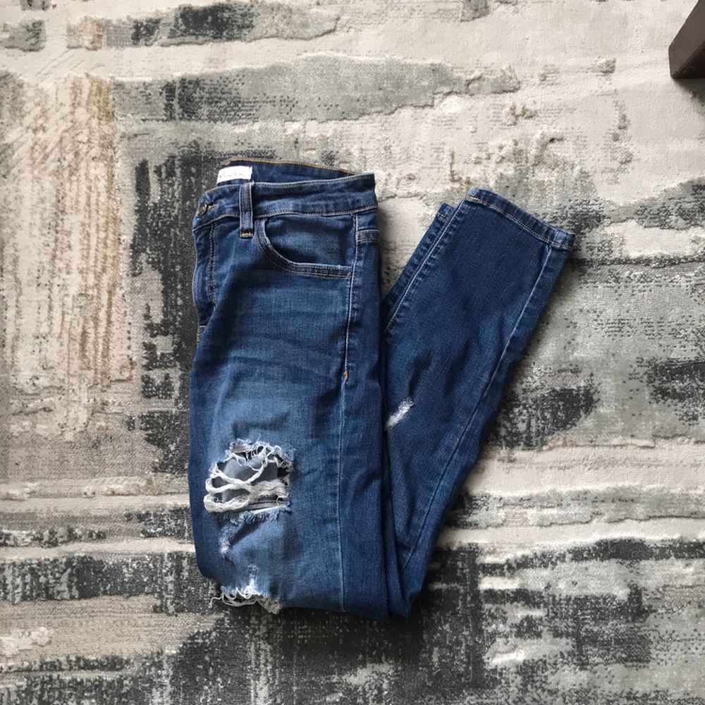 KanCan ripped skinny jeans